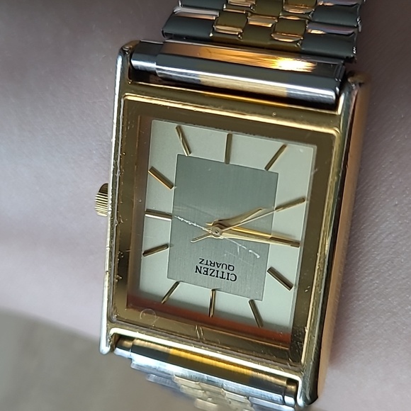 Vintage Citizen 2-Tone Watch - Picture 6 of 9